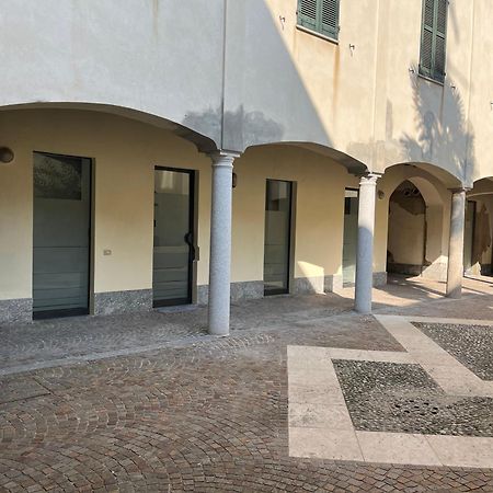 Loft Matteotti - Studio In Centro Busto Arsizio Bagian luar foto