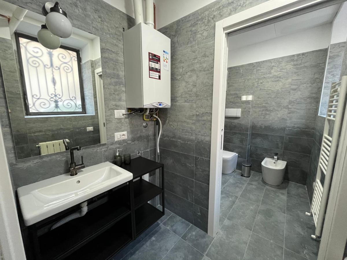 Loft Matteotti - Studio In Centro Busto Arsizio Bagian luar foto