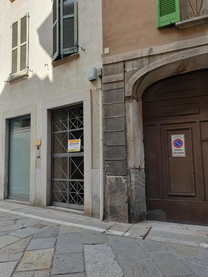 Loft Matteotti - Studio In Centro Busto Arsizio Bagian luar foto